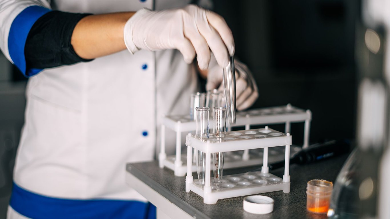 Air Quality Testing for Mold: What HVAC Systems Can and Cannot Reveal