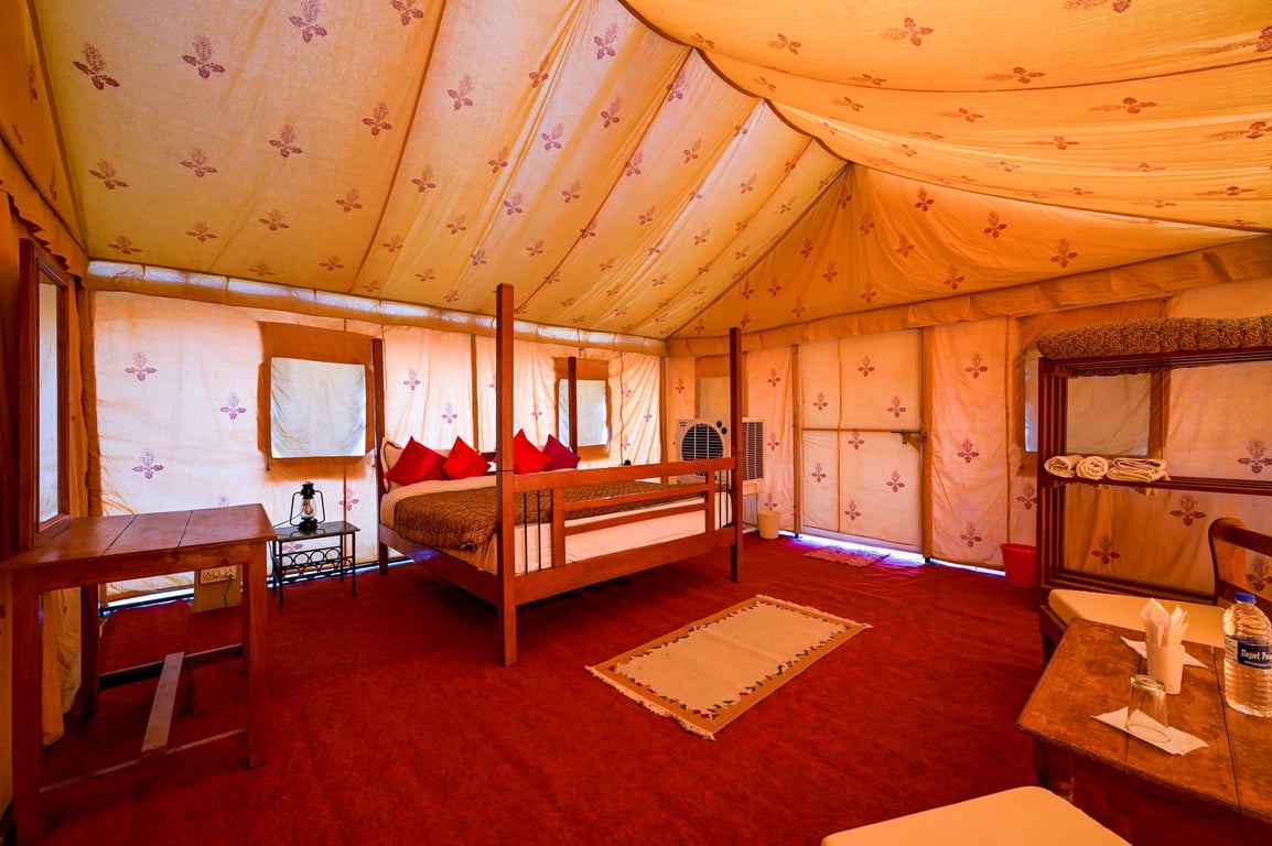 Safari Tent Glamping: What Comfort Is Worth Paying For