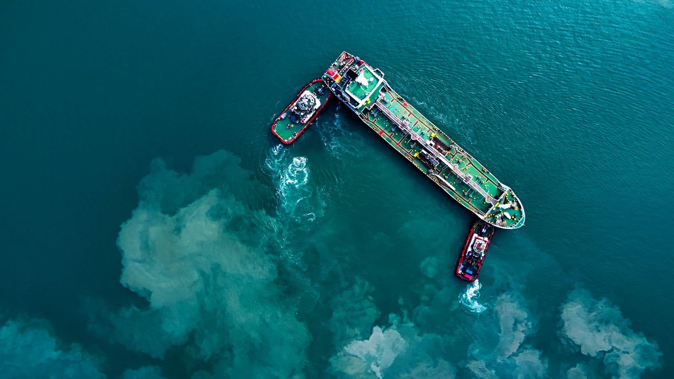 Marine Towing Near Me: How to Find Fast, Reliable On-Water Assistance