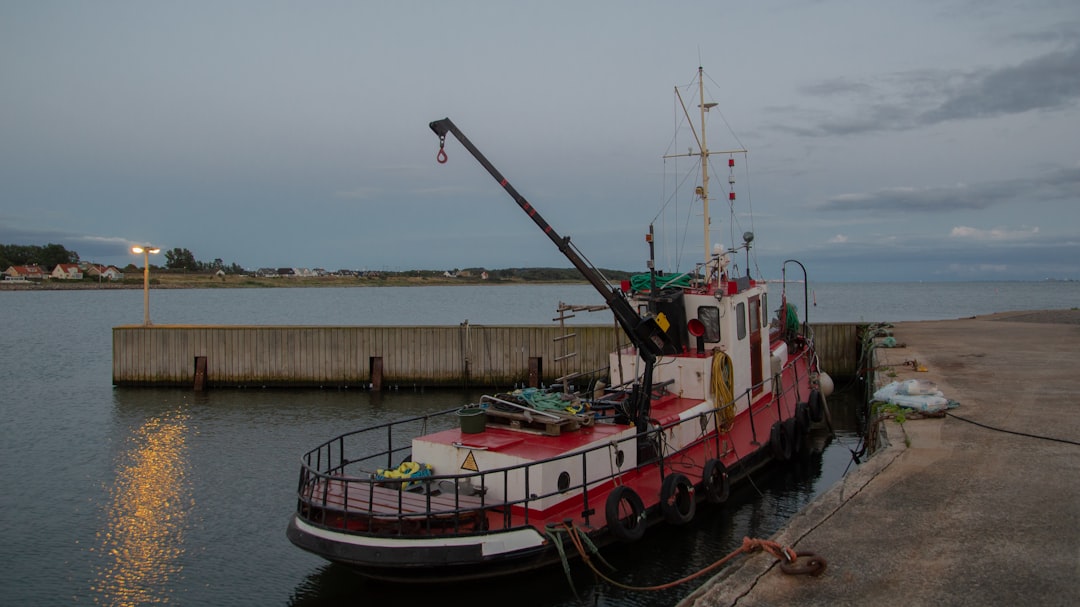 Tow Boat Near Me: How to Choose a Safe, Reliable Local Towing Service