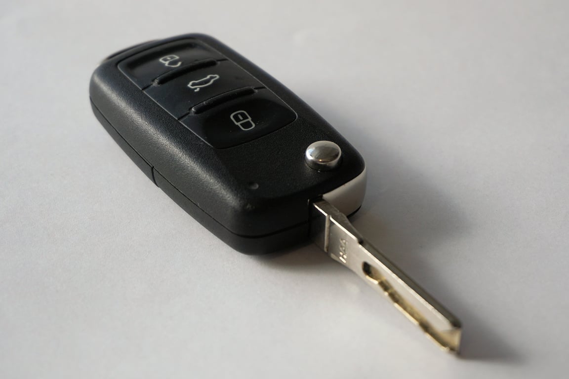 car title and keys
