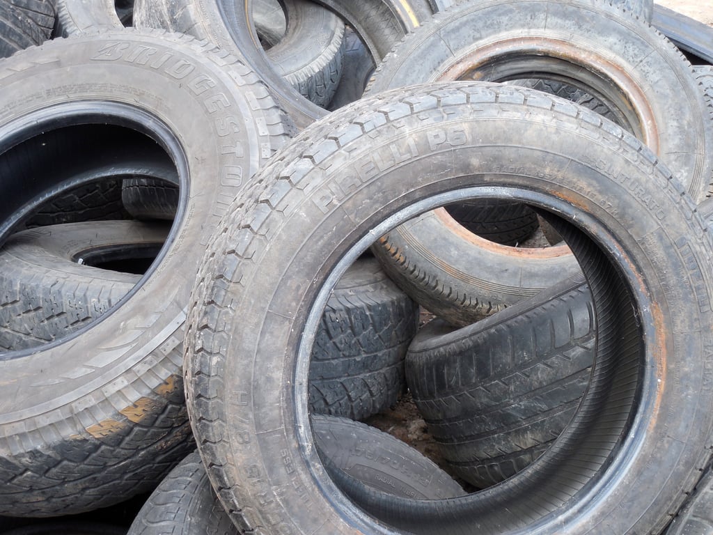 tire shop tire display