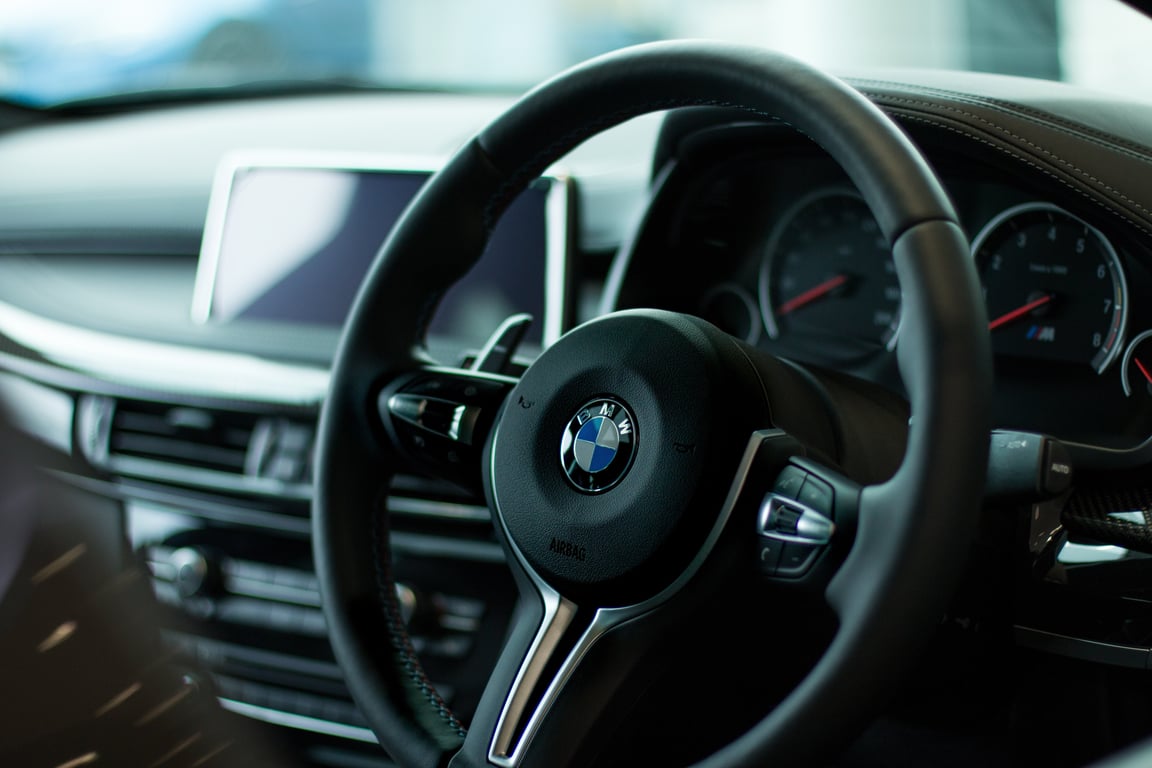 car tire and wheel installation