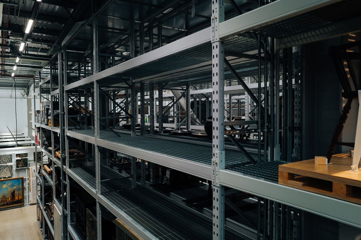 Garage Storage Solutions Near Me: How to Choose the Right Local Provider