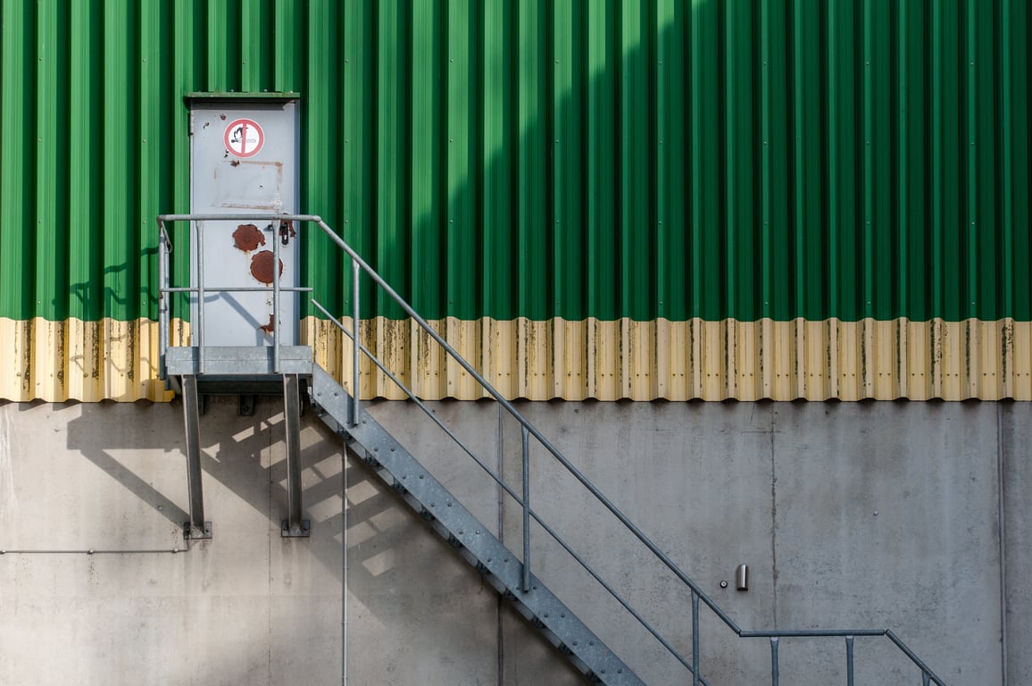 warehouse fulfillment center