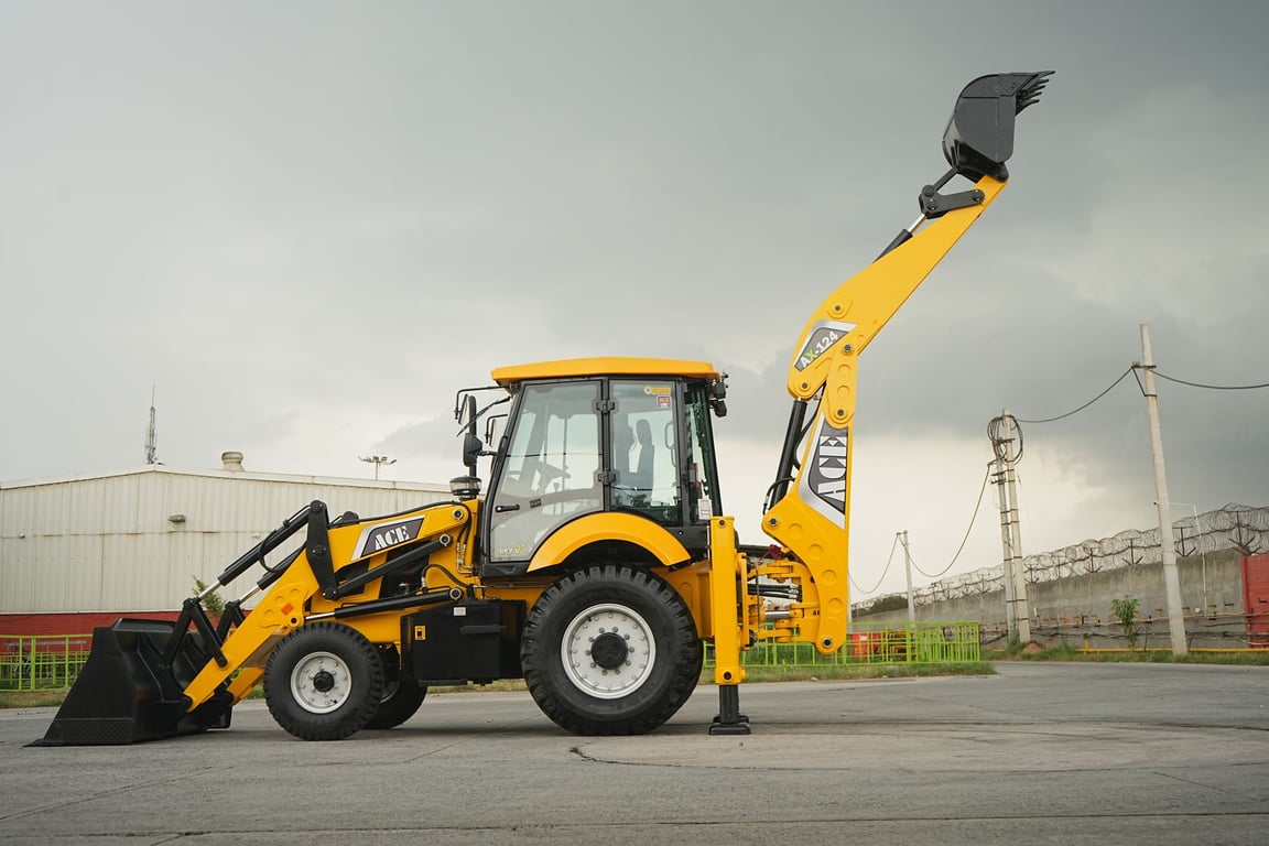 Earthmoving Equipment: Match Machine Capacity to Jobsite Cost and Productivity