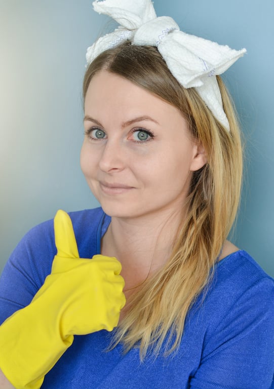 pool cleaning service