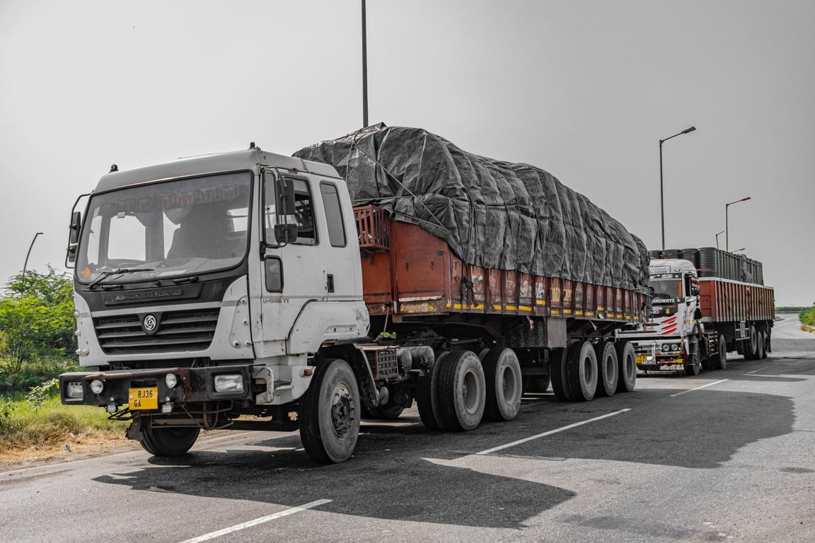 Top 18 Wheeler Trucks for Fleets: Comparing Reliability, Efficiency, and Operating Costs