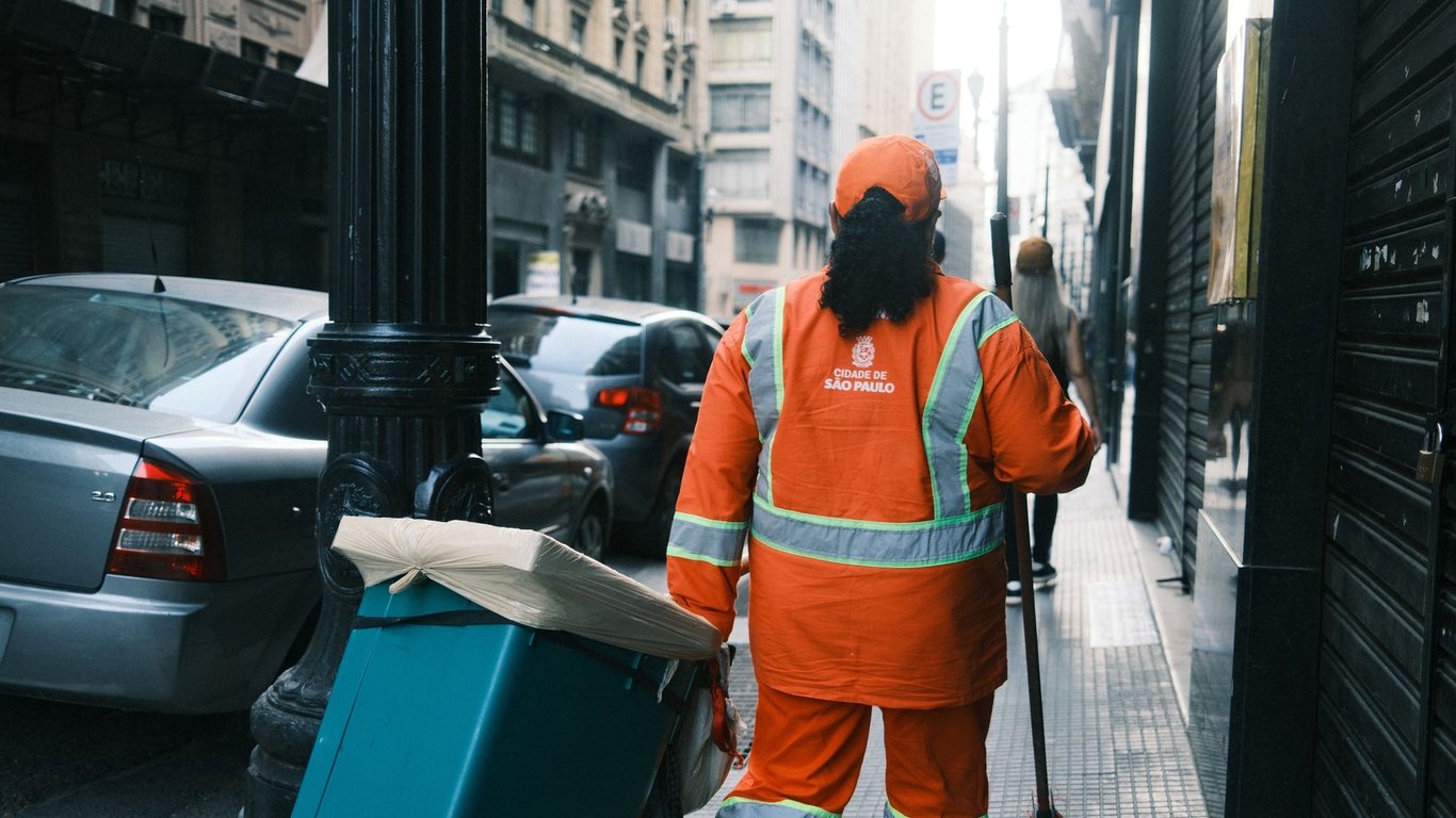 Office Deep Cleaning Services: What’s Included and How to Choose the Right Provider