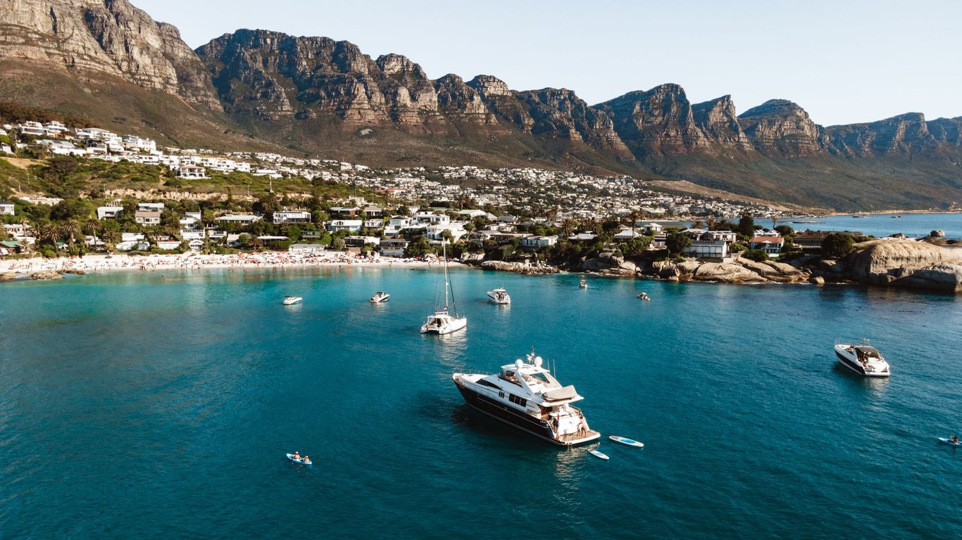 Yacht Transport Cost: The Factors That Drive Your Final Quote