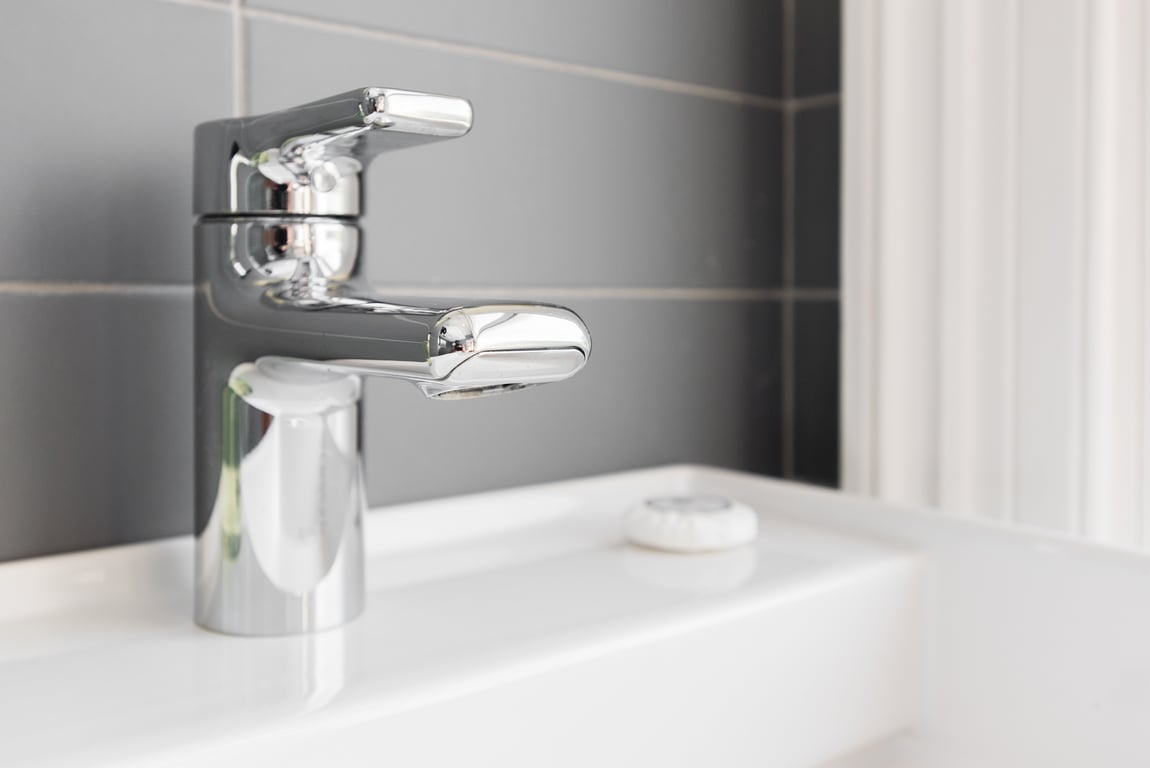 bathroom faucet installation