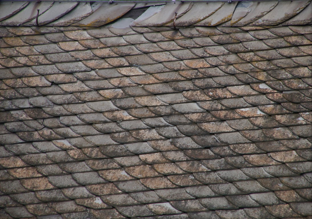 damaged roof soffit