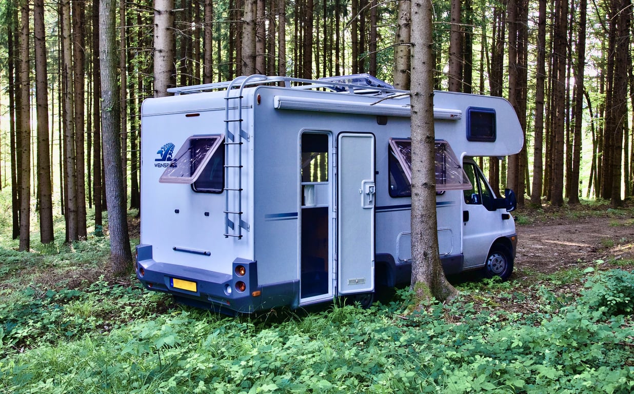 mobile RV technician at campground