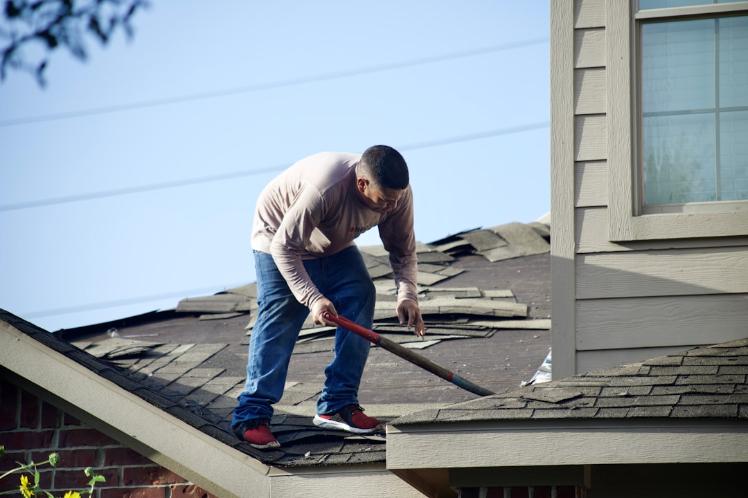 Flat Roof Repair: Spot Leaks Early, Compare Fixes, and Know When to Replace