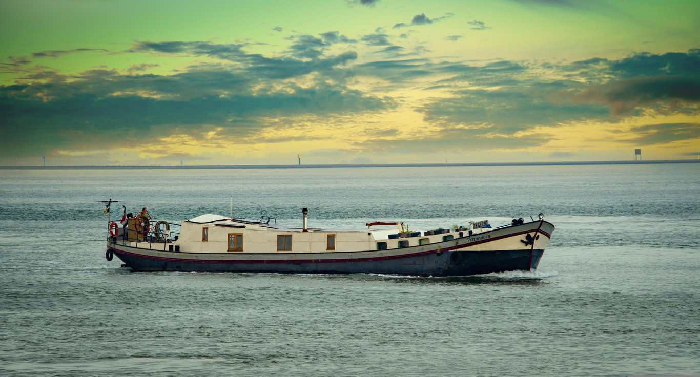 boat transport trailer