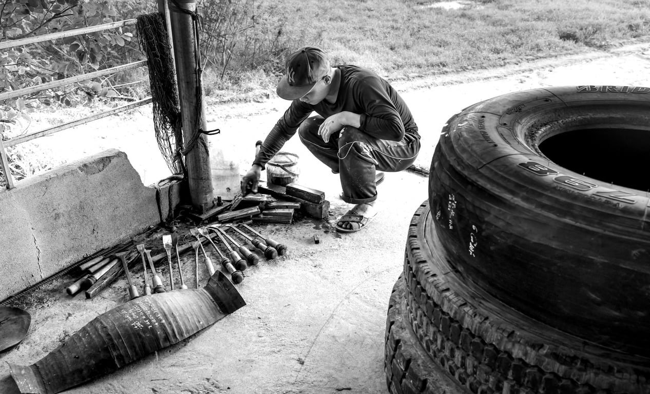 AAA Tire Repair: What Roadside Assistance Can Fix—and When You Need a Tire Shop