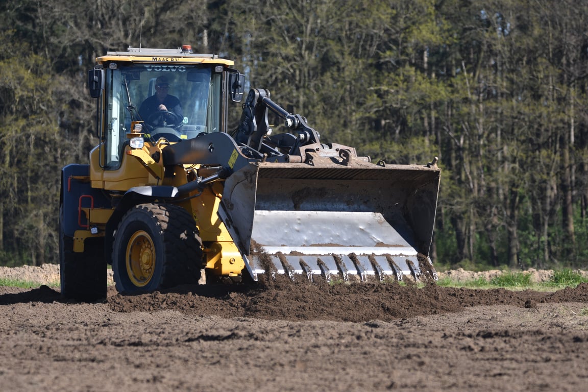 bulldozer rental