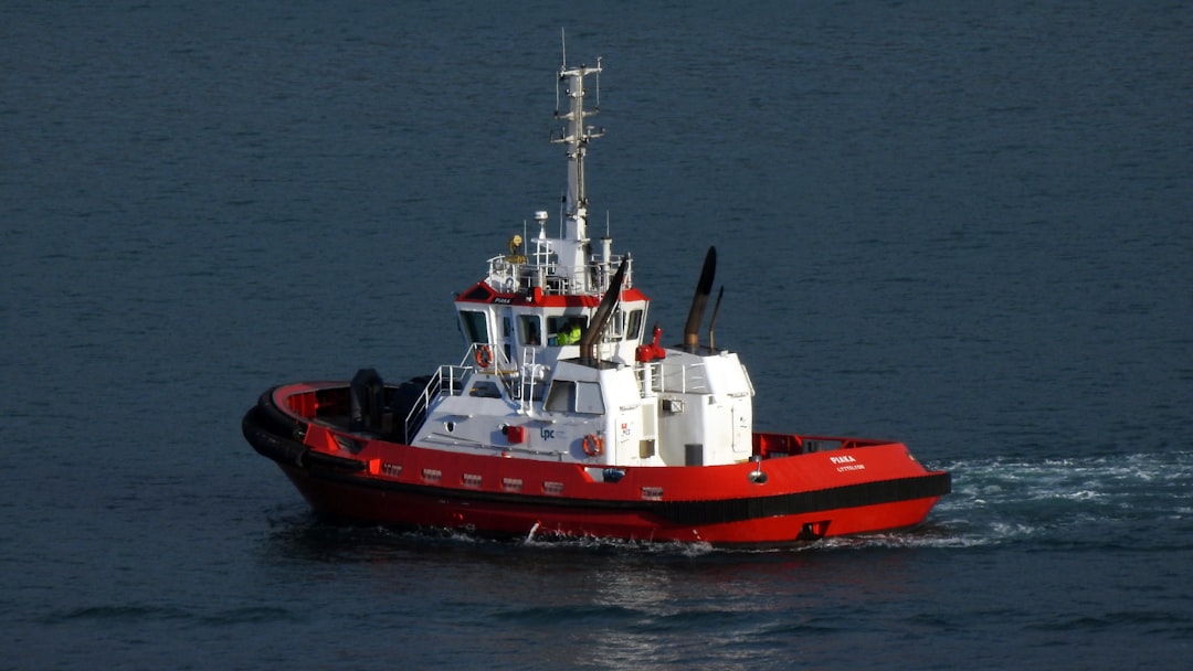 Marine Towing: Essential Equipment, Safety Checks, and Service Considerations