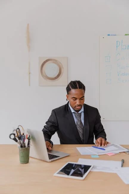 Image describing How to Get an Online Business Admin Degree Fast in 2026?