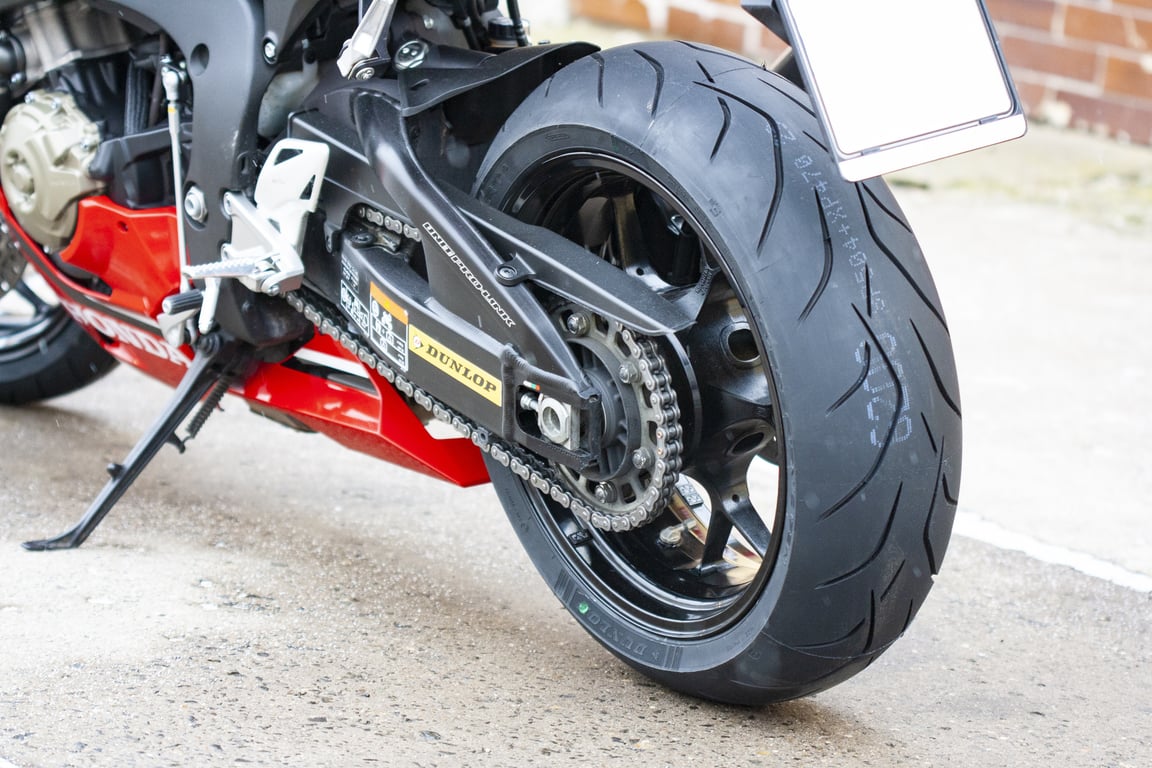 tire installation service