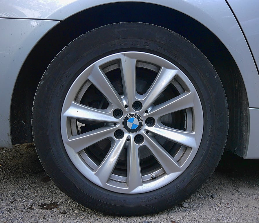 BMW tire replacement