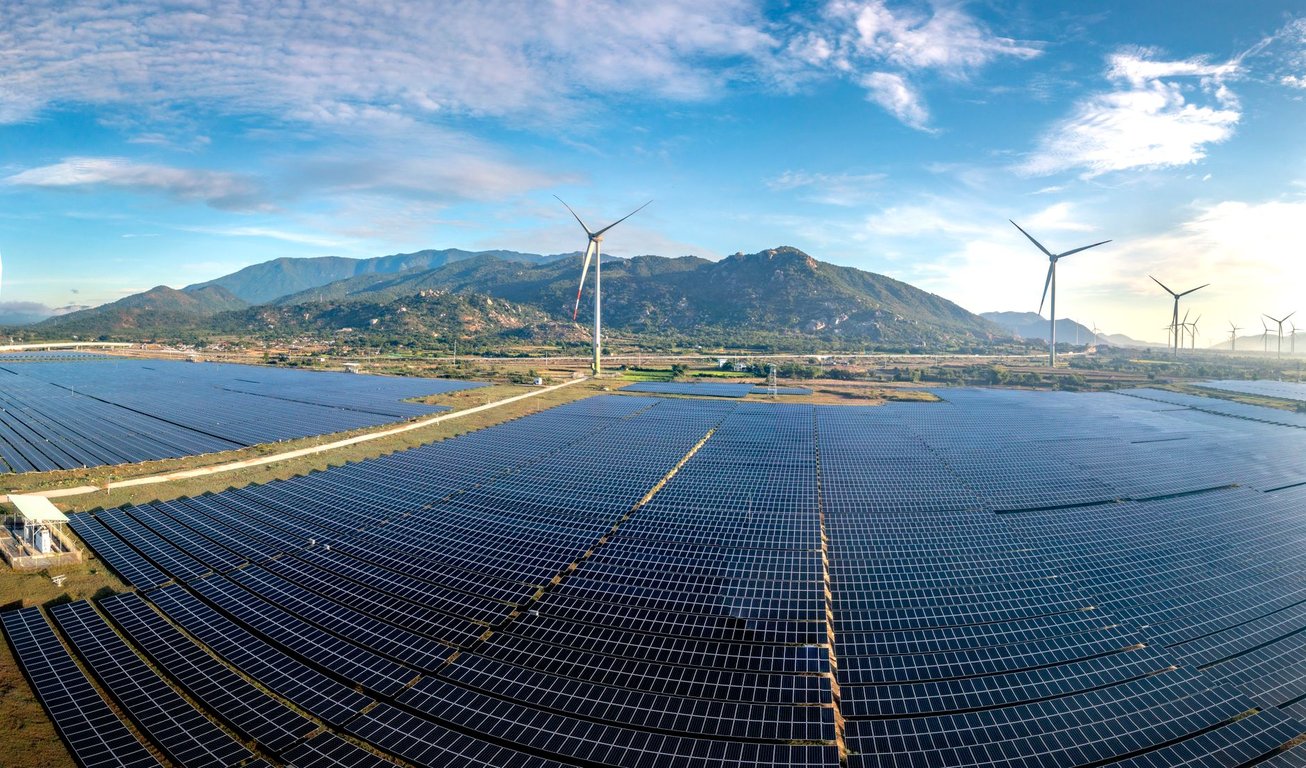 Sunrun Solar Panels Cost: What Homeowners Should Compare Before Signing