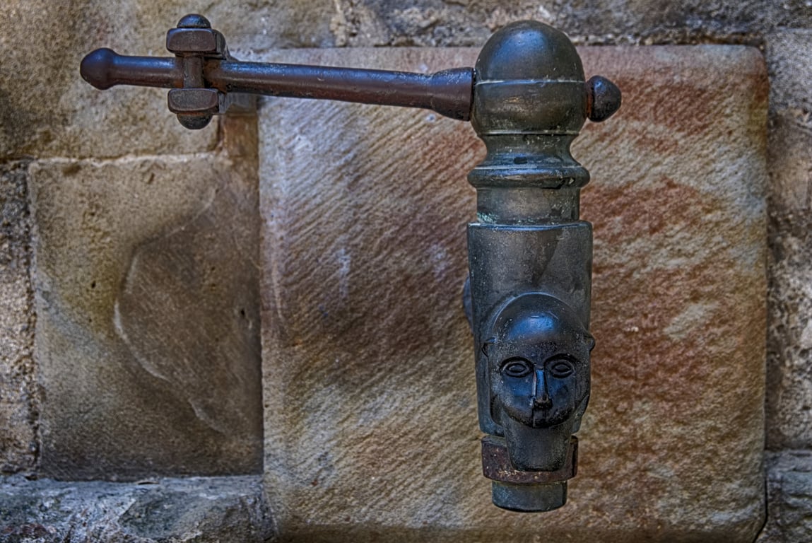 kitchen faucet installation