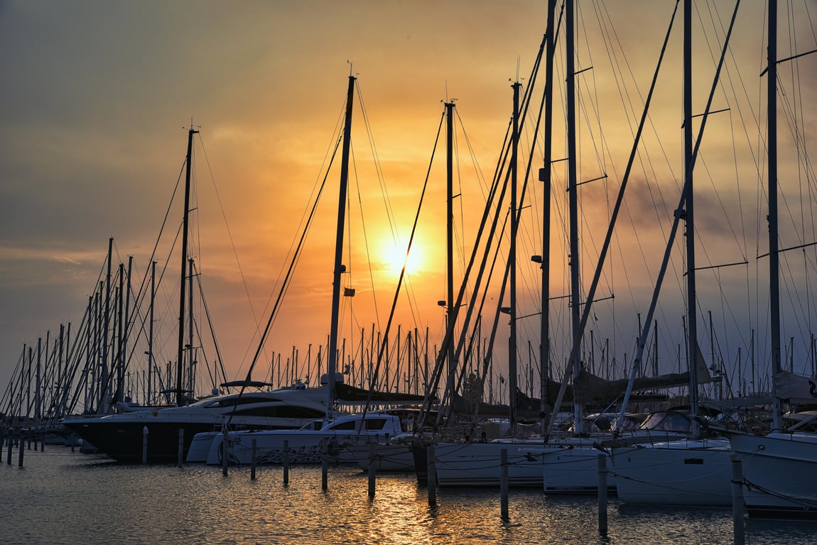 boat club marina