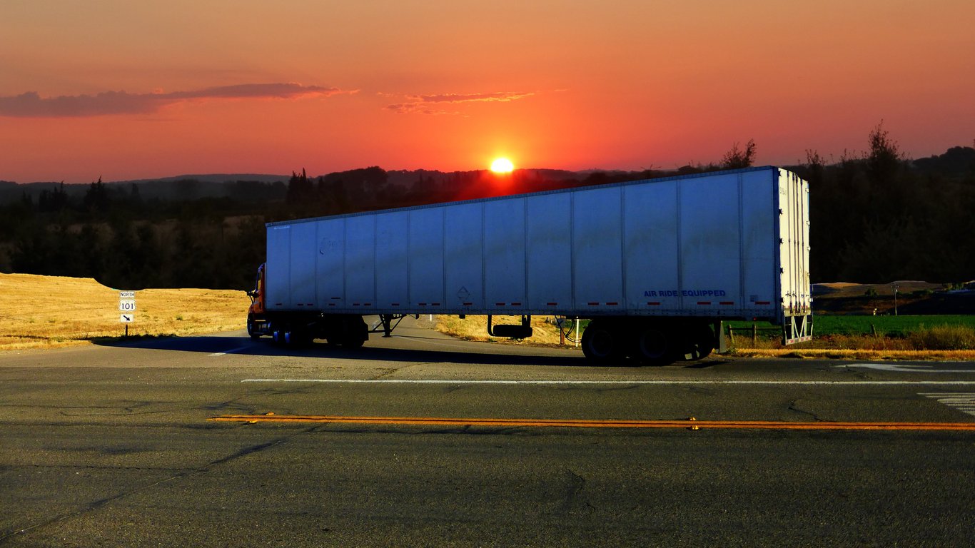 flatbed truck trailer