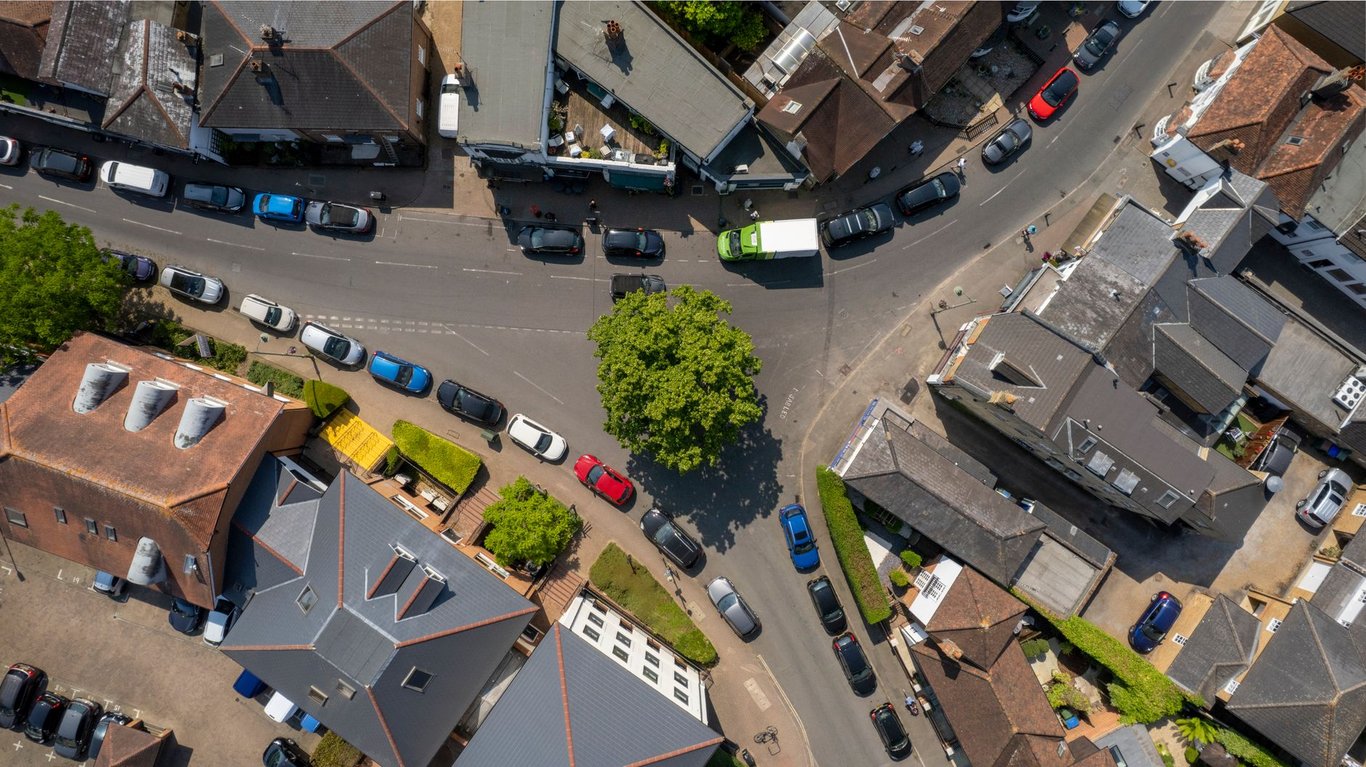 Electric Charging Points: How to Choose Reliable Home and Public EV Charging Options