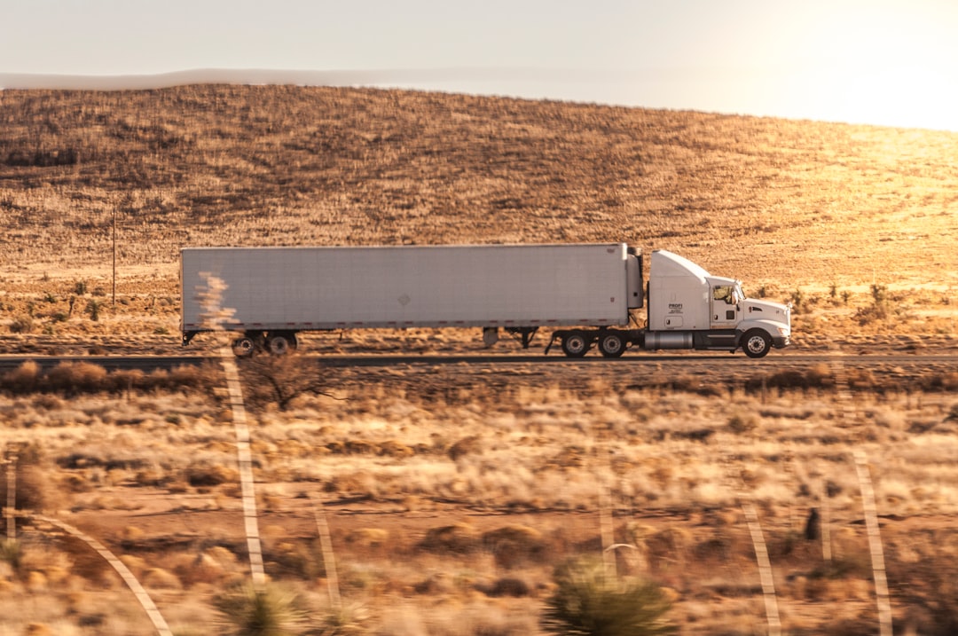 Lease a Semi Truck Cost: What You’ll Pay Beyond the Monthly Rate