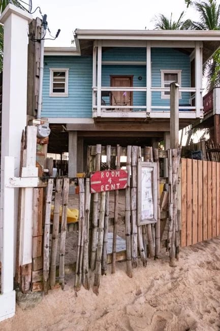 Image describing Top 7 Best Beach Houses for Rent Now in 2026?