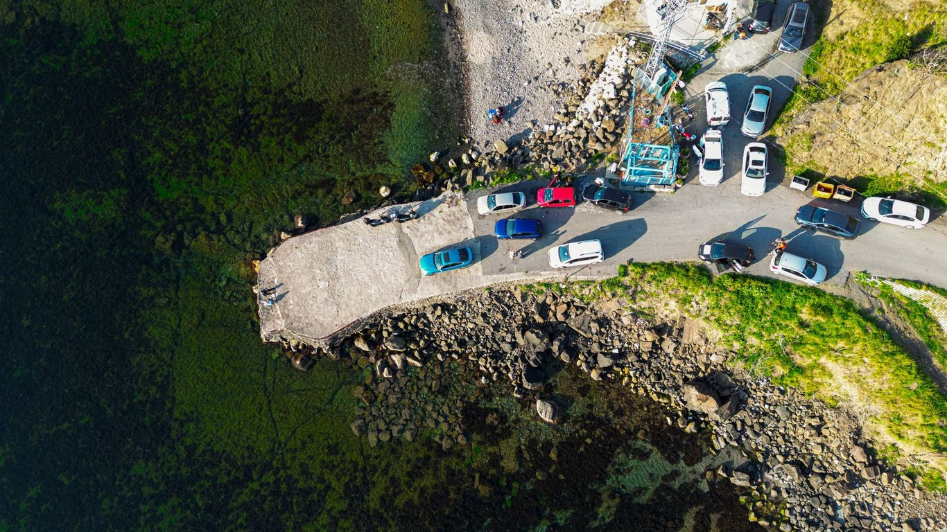 Electric Charging Points: What EV Drivers Need to Know Before Plugging In