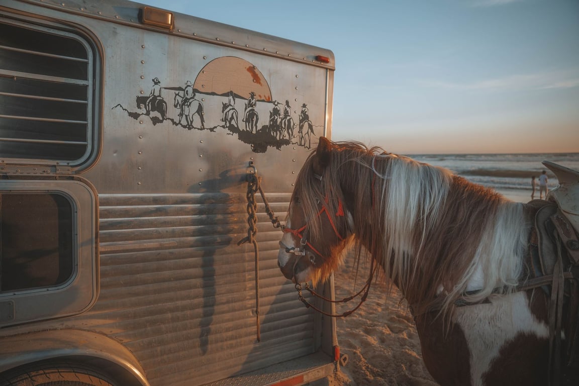 RV Set Up and Rental: What to Check Before You Book a Travel Trailer
