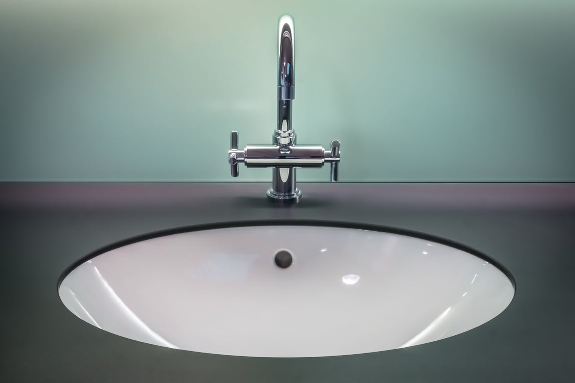 pull-down kitchen faucet