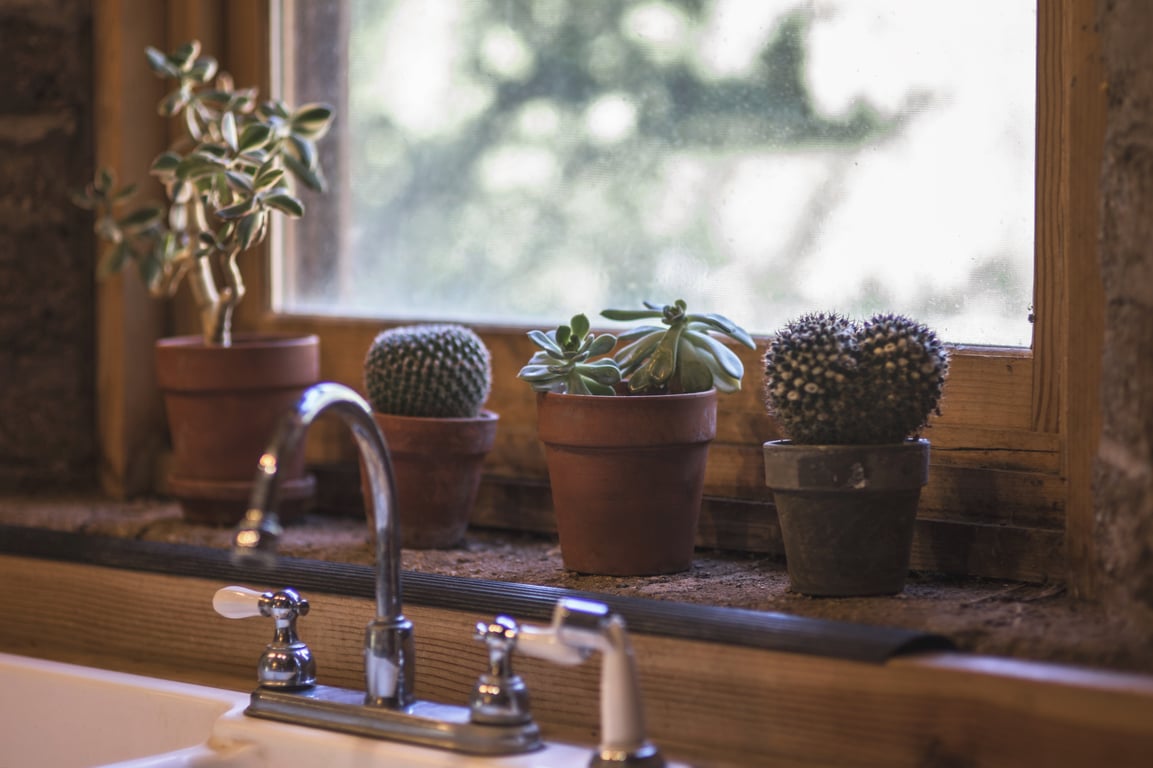 kitchen faucet installation