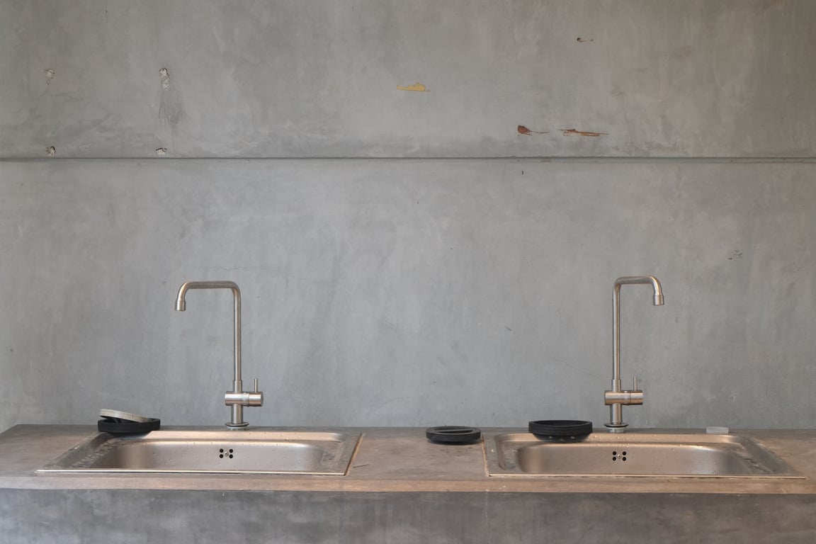 blocked kitchen sink