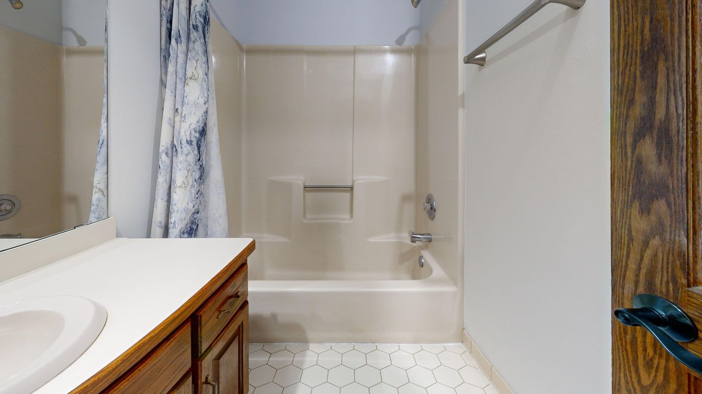 Bathtub to Shower Conversion: Plan the Layout, Plumbing, and Budget First