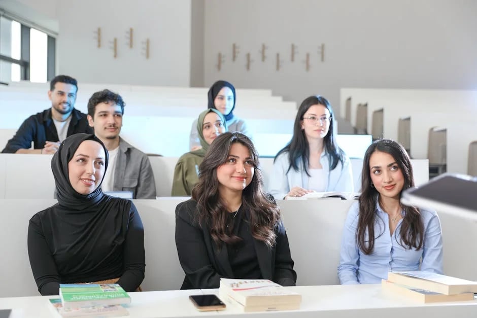 Image describing Top 10 USA Scholarships for International Undergrads 2026