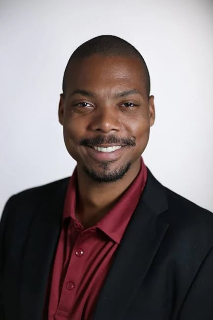 Image describing Transform Your Zoom Calls Best DSLR Webcam Tricks 2025