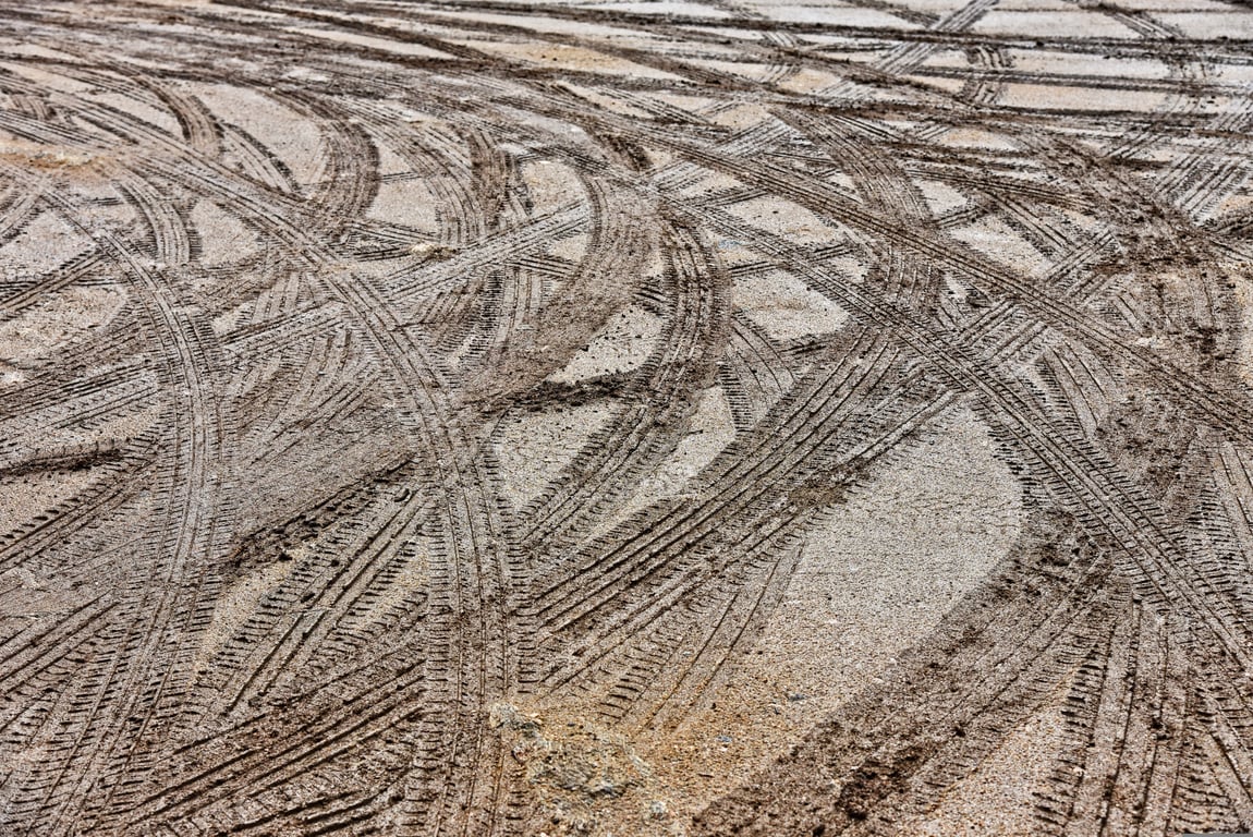 non-marking forklift tires