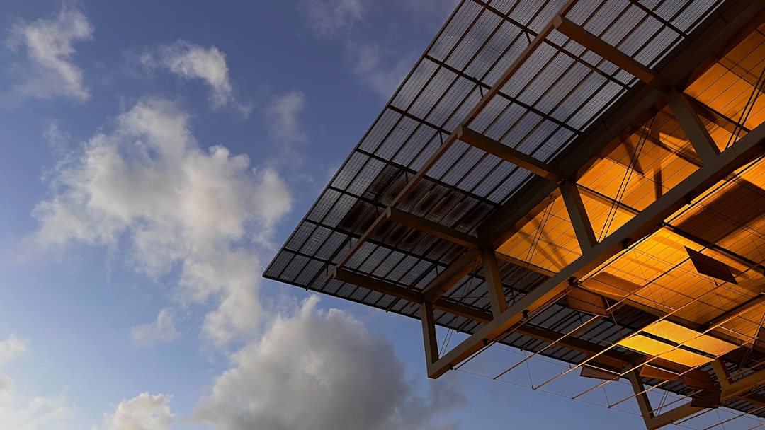 Roofing and Solar Companies Near Me: How to Compare One-Roof Project Proposals