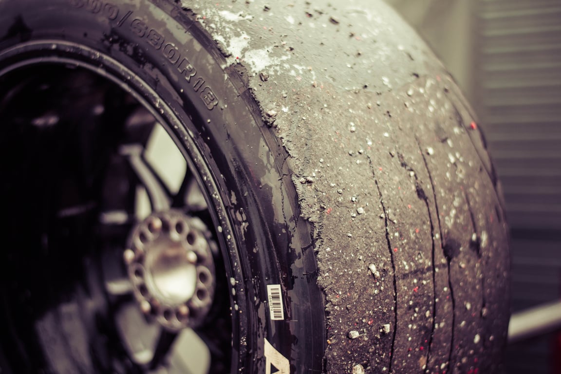 car tyre sidewall markings