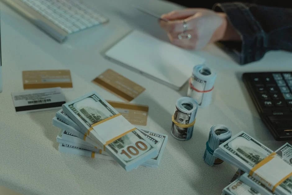 Image describing How to Get Fast Emergency Student Loans Now (2026)