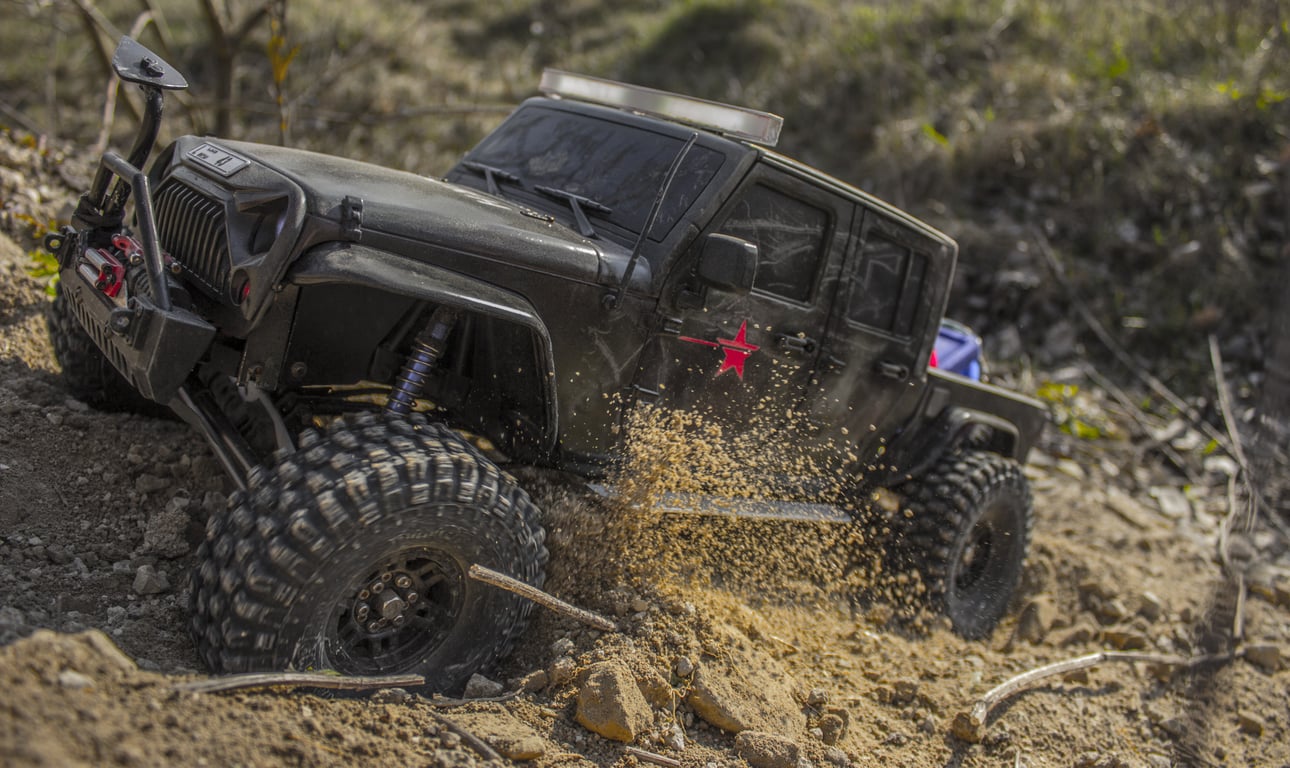 Jeep Gladiator towing utility trailer