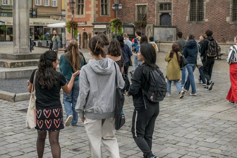 Image describing Top 7 Best 2026 Study Abroad Programs for High Schoolers?