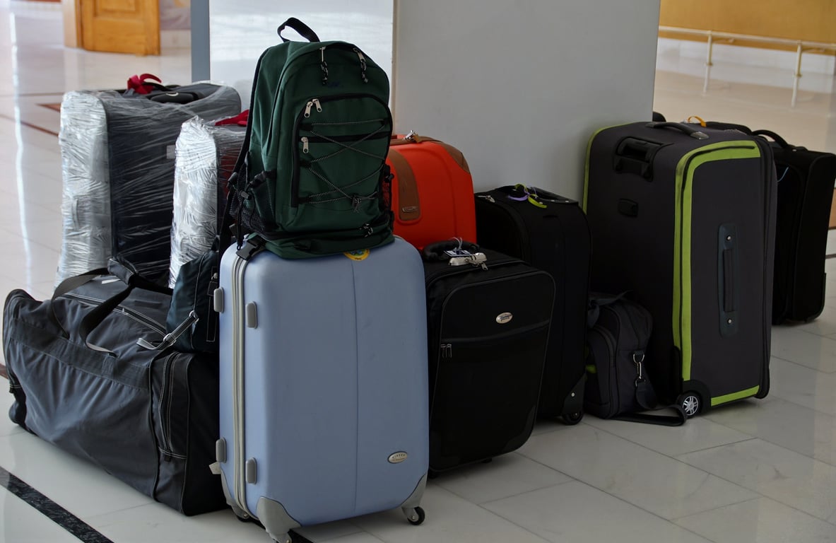 damaged suitcase baggage claim