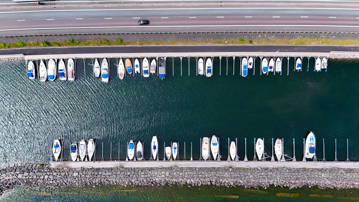 Volvo Penta Marine Engines: Choosing the Right Power, Maintenance, and Ownership Costs