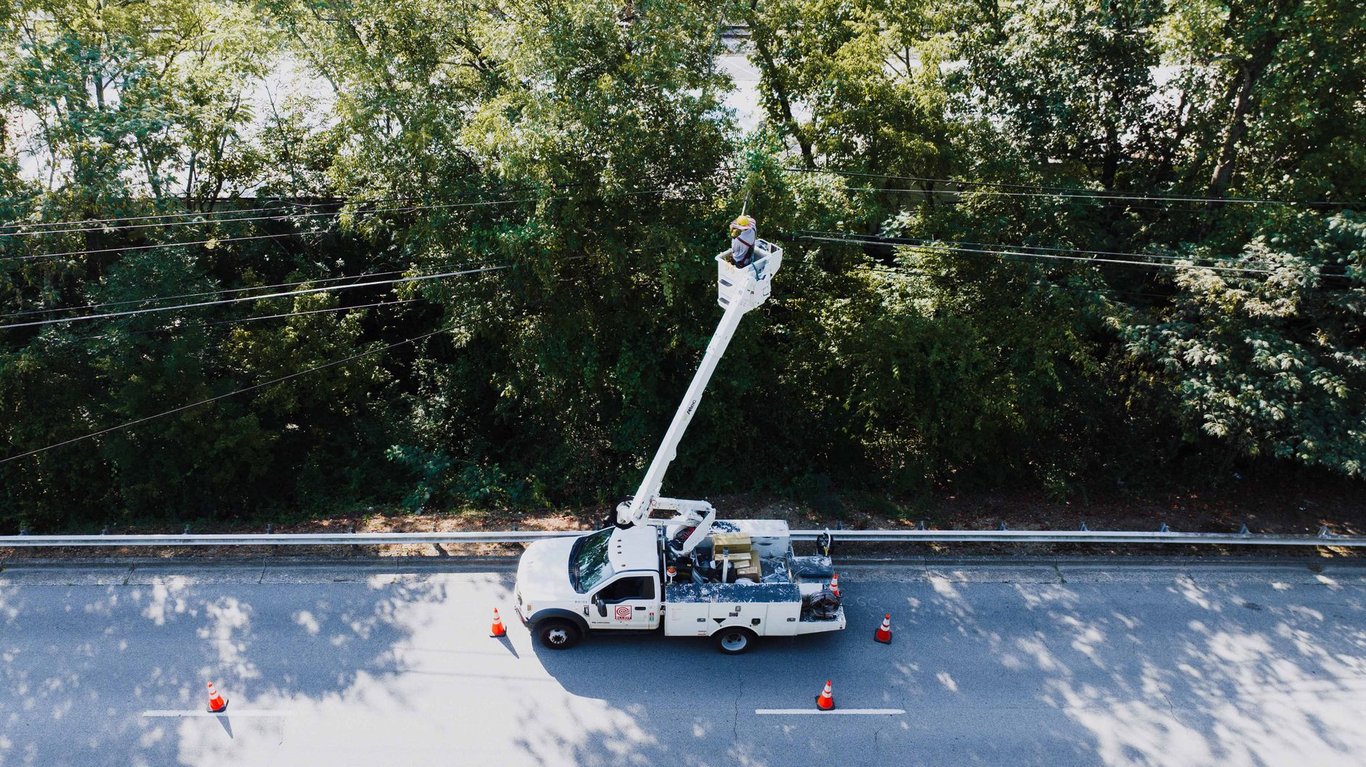 utility service truck