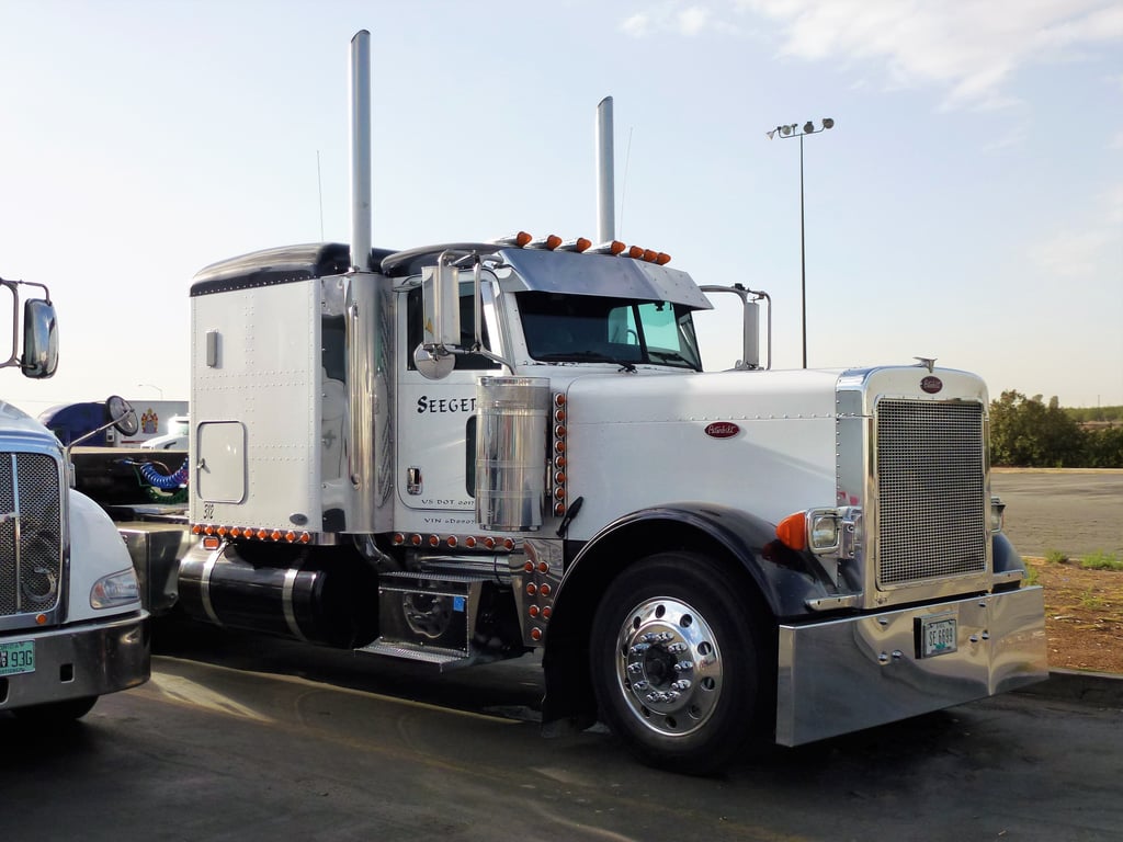 semi truck tractor